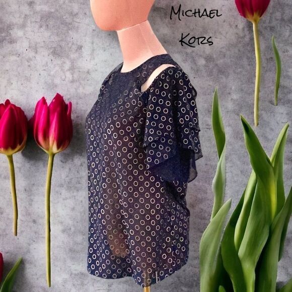 MICHAEL KORS SHEER BLOUSE TOP MEDIUM NAVY BLUE WITH GOLD CIRCLE DETAIL FLUTTER - Picture 2 of 6